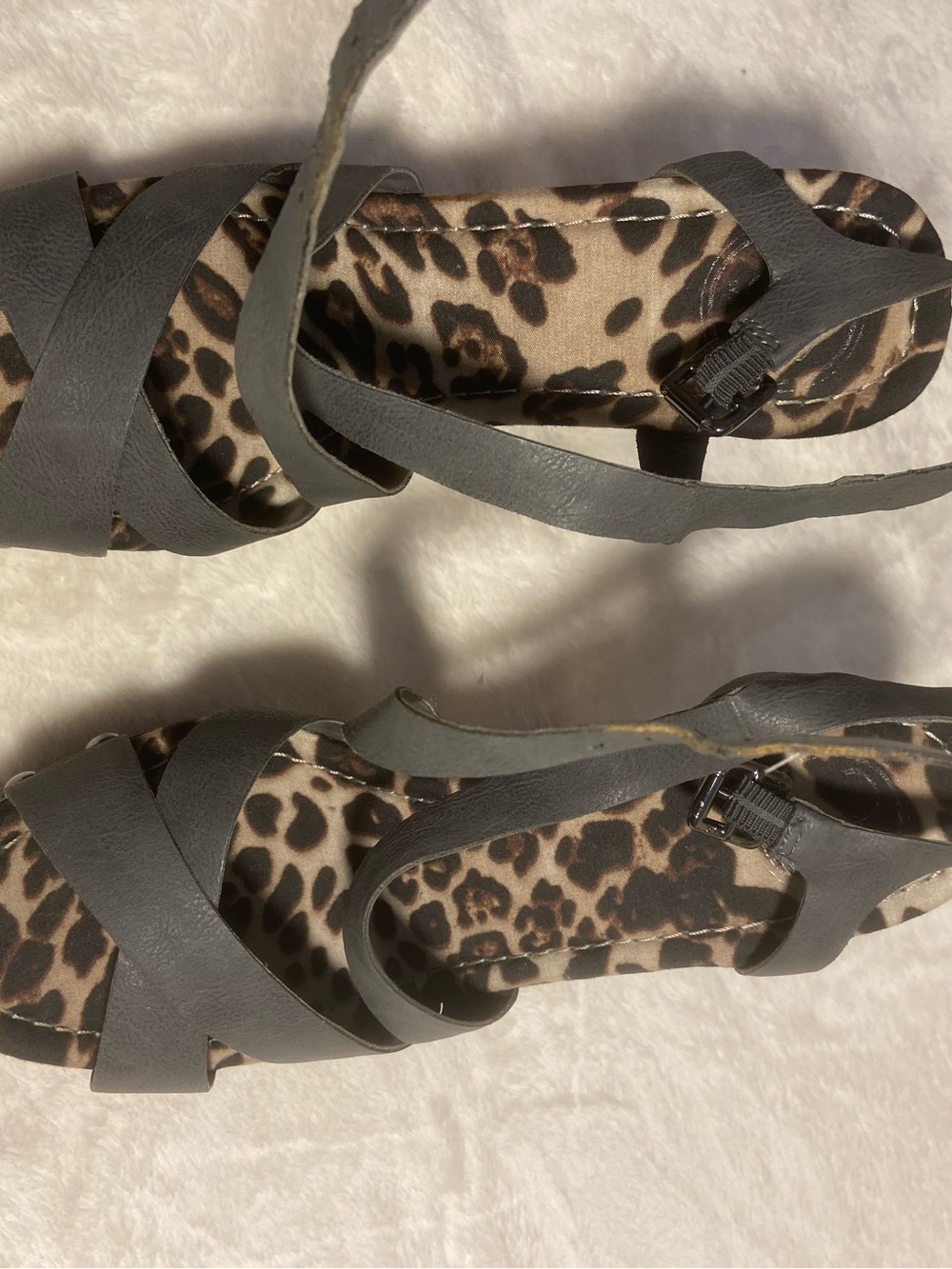 Jessica Simpson leopard platform stiletto shoes size 8.5